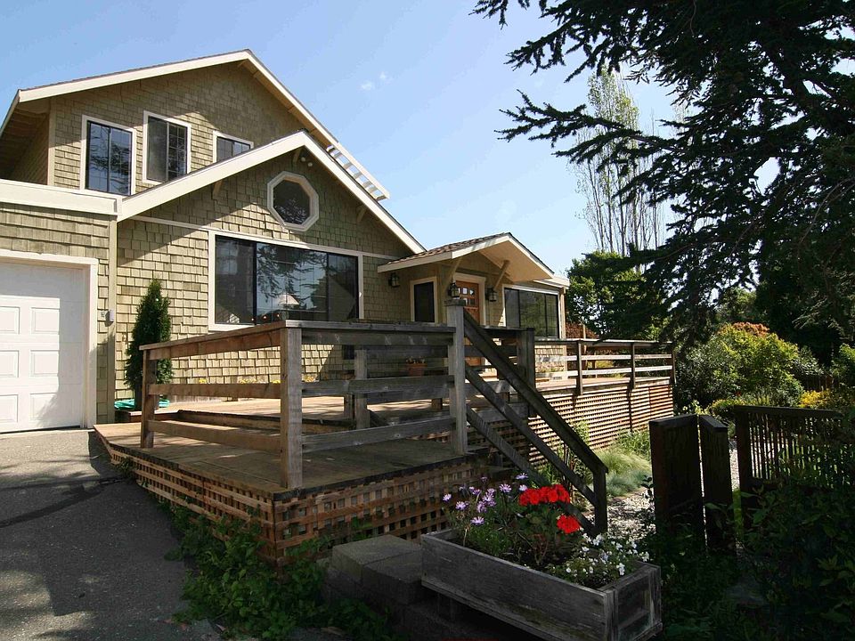 Renovated 1920's Farmhouse