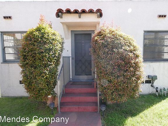2nd image of 4081-87 Mississippi St #4081