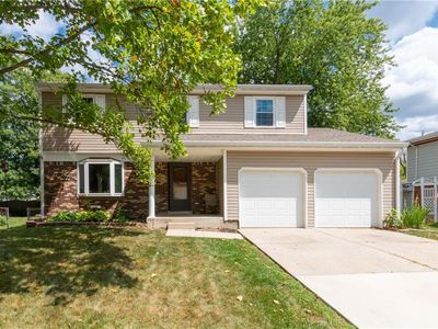 7612 Home Dr, Fishers, IN, 46038