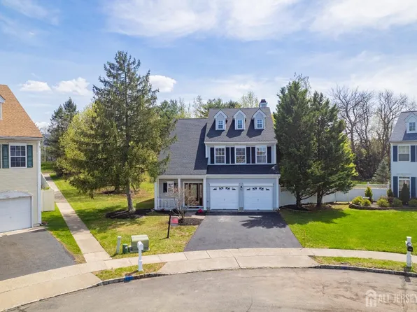 1 Champlain Way, Franklin Park, NJ 08823