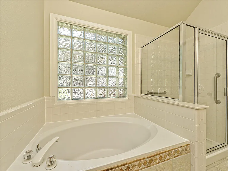 11 Troon Dr — Photo 17