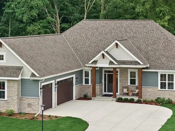 N51W18847 Quietwood DRIVE, Menomonee Falls, WI 53051