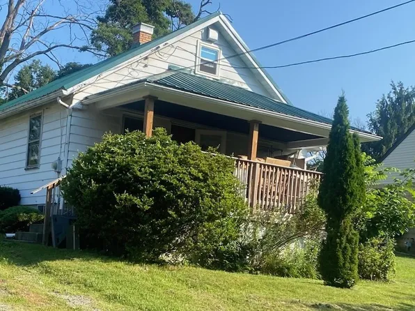 1920 Cliff St, Coraopolis, PA 15108