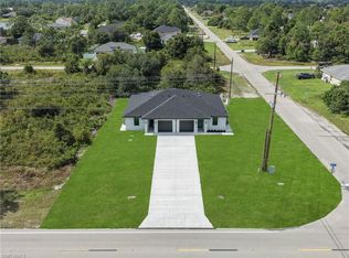 470 Bell Blvd S, Lehigh Acres, FL 33974