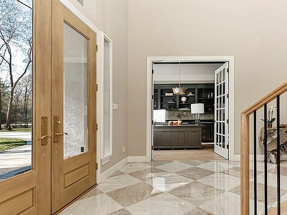 3rd image of 193 Grogans Point Rd