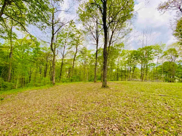 233 New Sandpit Acres, Bedford, IN 47421