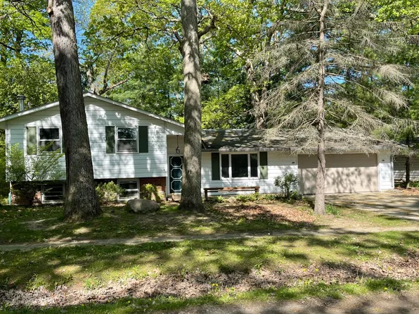 770 Ferndale Ave, Vermilion, OH 44089