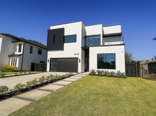7218 Schiller St, Houston, TX 77055