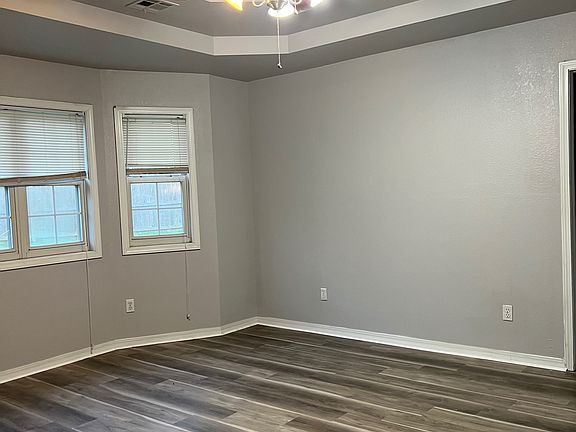 3rd image of 2700 SE 5th St