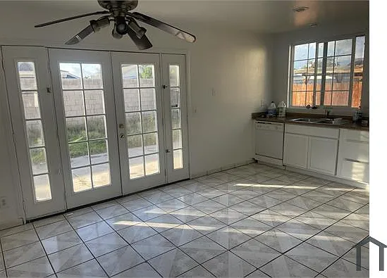 4 bed, 1350 sqft, $3,600 — Photo 4