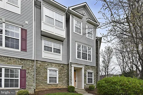 21808 Petworth Ct Photo 1