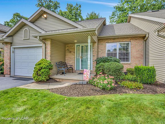 4th image of 1002 S Appian Way