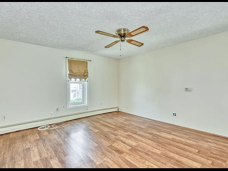 27 Martin St #1 — Photo 8