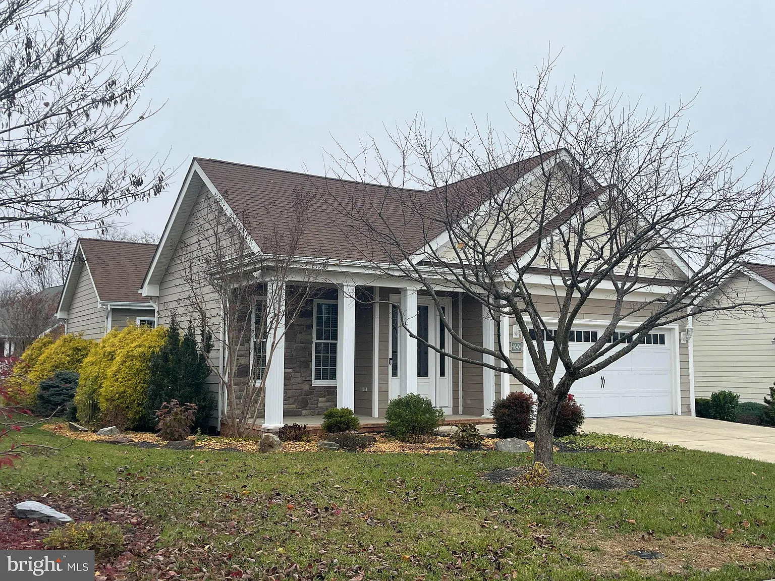 2 bed, 2.0 bath, 1532 sqft, $1,900 — Photo 2