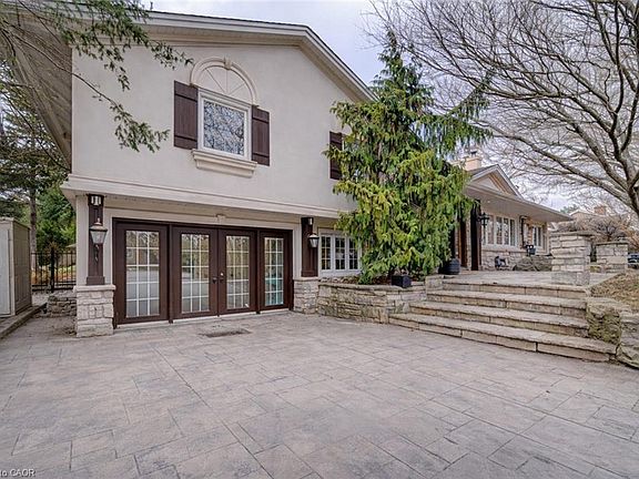 3rd image of 655 Ellengale Rd