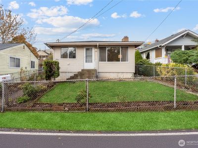 5561 16th Avenue S, Seattle, WA, 98108