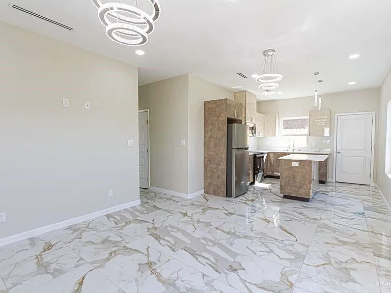 601 N Emerald Ave — Photo 6