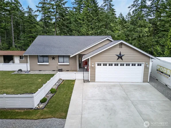 533 6th Court, Fox Island, WA 98333