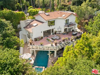 2216 E Live Oak Dr, Los Angeles, CA, 90068