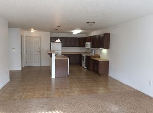 3120 44th St S APT 211, Fargo, ND 58104