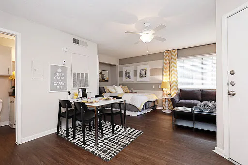 Westchase Creek Apartment Homes — Photo 18