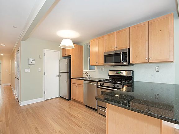 4th image of 203 W 122nd St APT 2