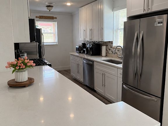 2nd image of 7805 Normandy St