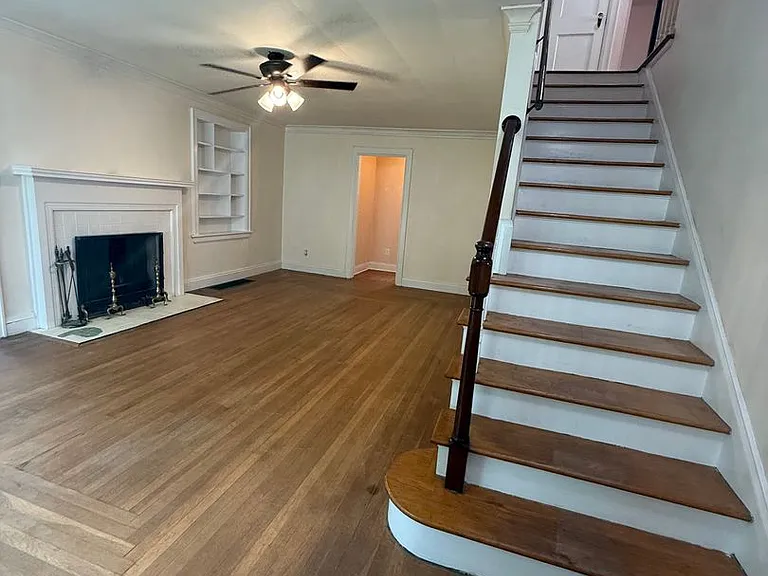 3821 Staunton Ave SE — Photo 3