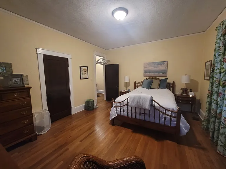 128 S Capitol Pkwy — Photo 15