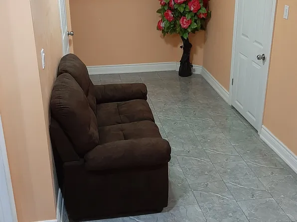 235 Hupfield Trl #Basement, Toronto, ON M1B 4L9