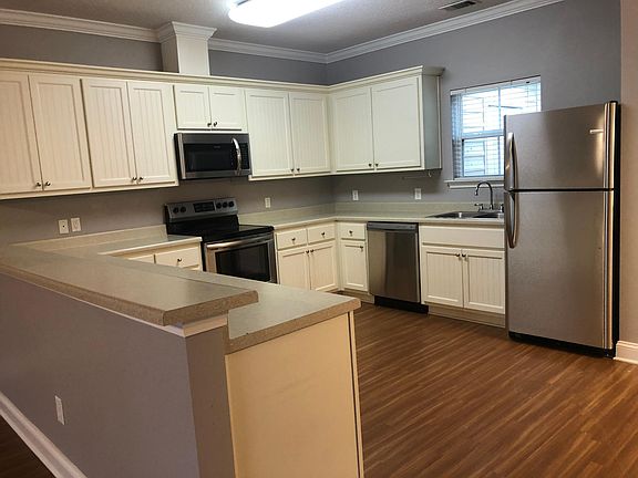 Kitchen with all NEW stainless appliances