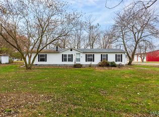 1207 Washington Ave, Staunton, IL 62088