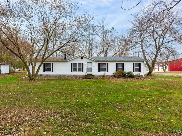 1207 Washington Ave, Staunton, IL 62088