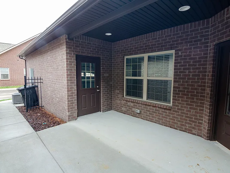 2045 Moultrie Cir — Photo 22