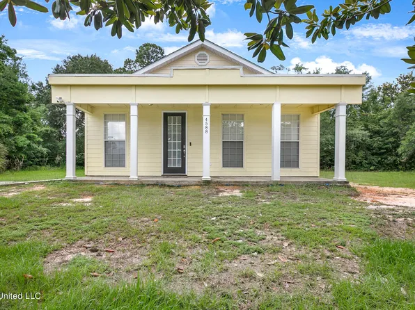 4588 31st St, Gulfport, MS 39501