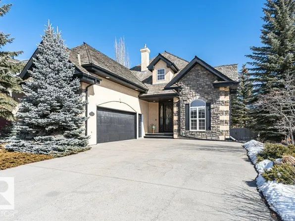 304 Caldwell Close NW, Edmonton, AB T6M 2W9