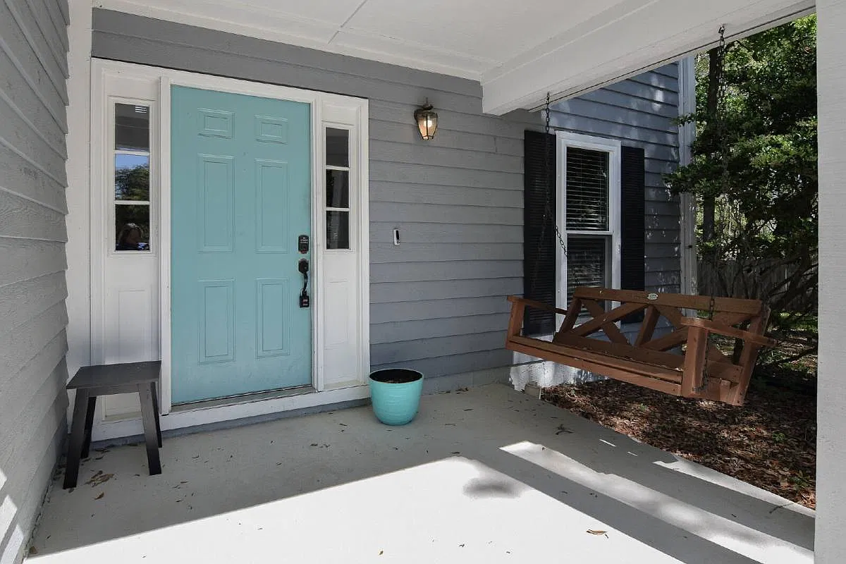 5407 Blufton Court in North Charleston, SC 29418 — Photo 2