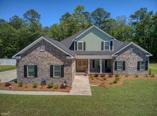 210 Fairmont Dr, Rincon, GA 31326