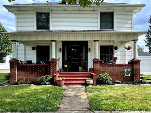 509 W State St, Newcomerstown, OH 43832