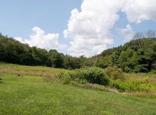 353 Kaufman Rd, Gibsonia, PA 15044