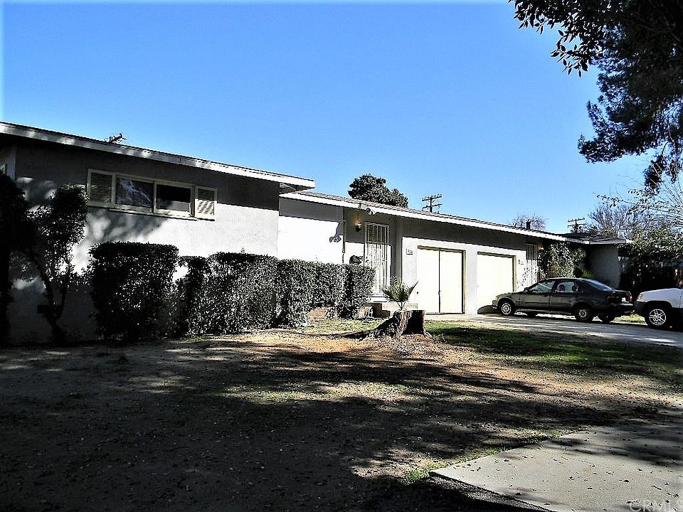 1st image of 301 305 La Paloma St