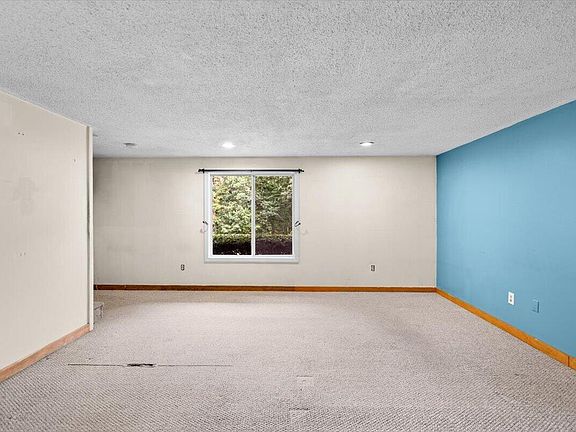 5th image of 21 Surrey Lane UNIT 21