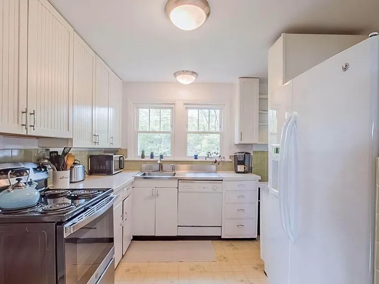835 Lightstreet Rd — Photo 11