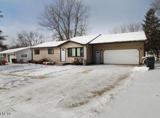 1311 Harmony Ln, Watertown, SD 57201
