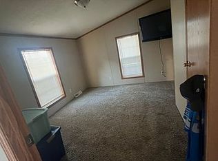 2244 Douglas Dr, Highland, MI