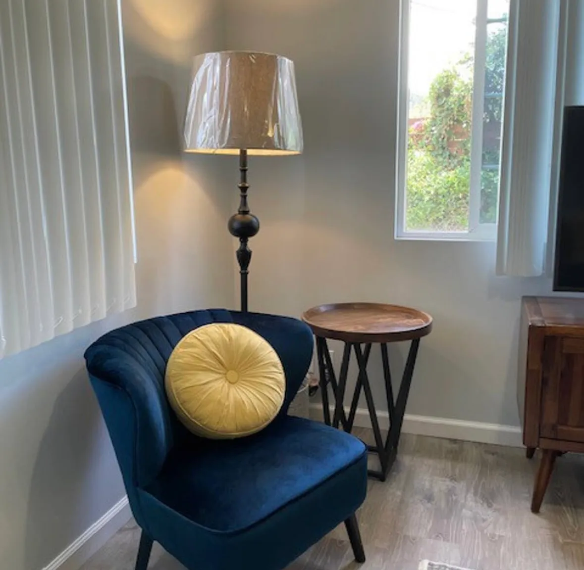 2 bed, 850 sqft, $2,700 — Photo 4