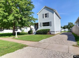 1324 E 5th St, Fremont, NE 68025