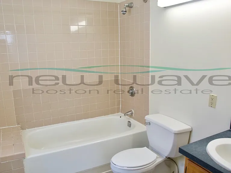 83 Westland Ave #401 — Photo 5