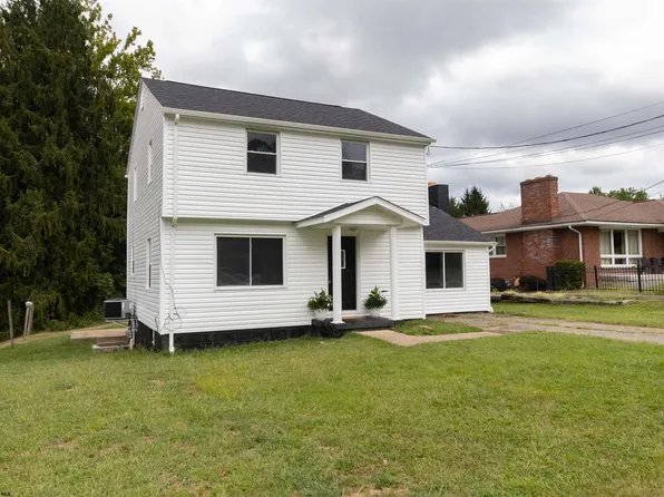 507 Willow Ln, Bridgeport, WV 26330
