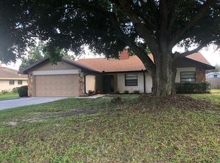 908 Hillgrove Ln, Auburndale, FL 33823